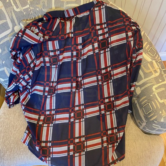 Oversize Light Button Down Shirt - Picture 4 of 4